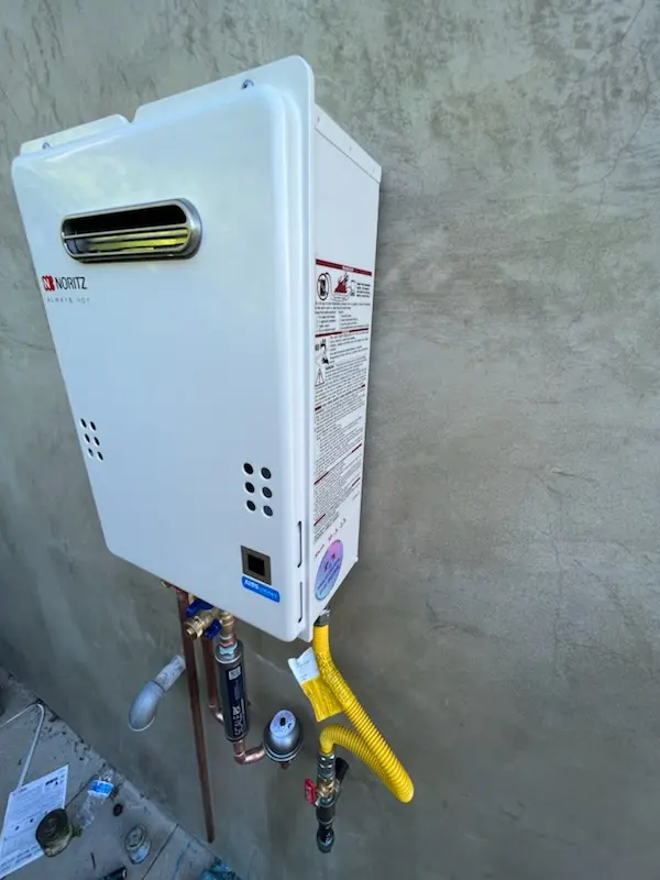Tankless water heater installation for Lake Horney homes